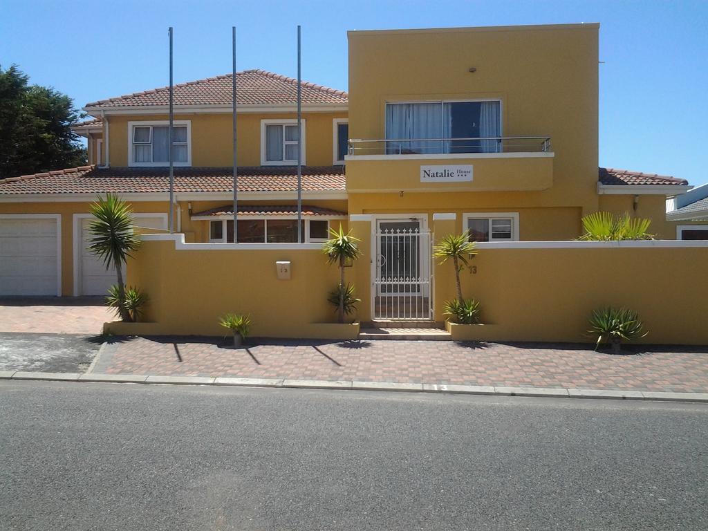 Natalie Guesthouse Bloubergstrand Luaran gambar