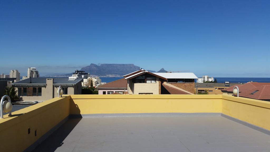 Natalie Guesthouse Bloubergstrand Luaran gambar